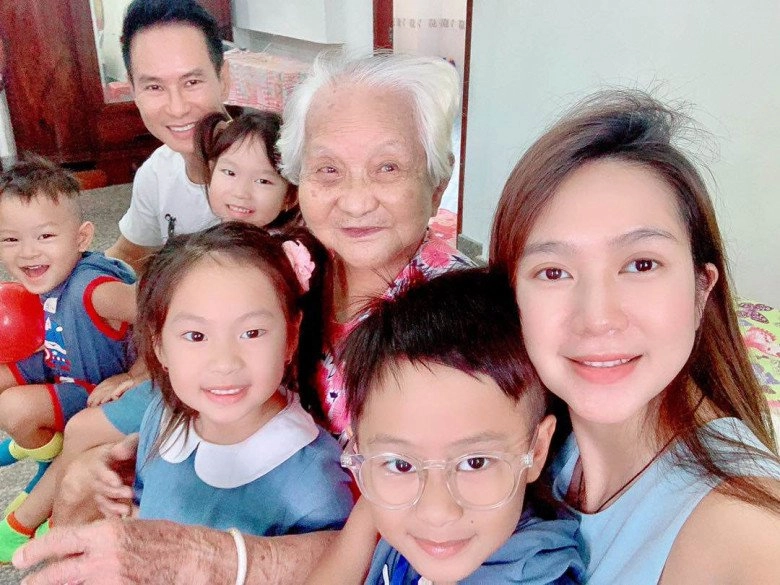 Lý hải khoe hình năm hơn 20 tuổi thắc mắctrong 4 con có bé nào giống mình - 11