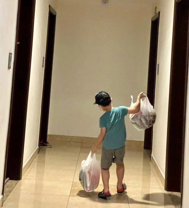 Ly kute xưa gầy rộc lên chùa dưỡng thai giờ hạnh phúc vì con lớn đẹp trai rất ngoan - 3