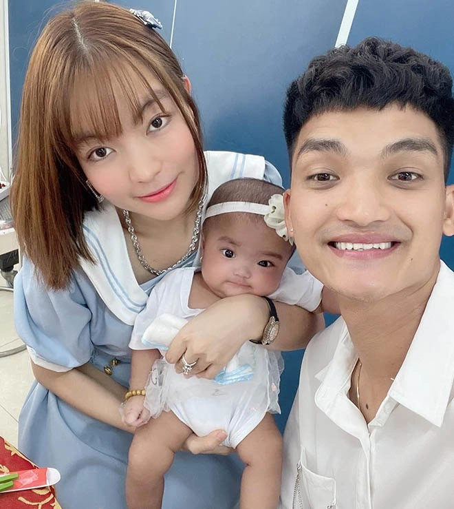 Mặc ai chê vợ mạc văn khoa vẫn khoe con đều đặn cô nhóc 8 tháng bụ bẫm đáng yêu - 5