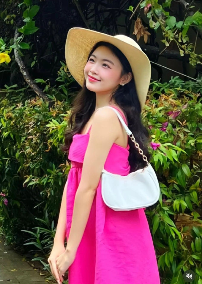 Mặc chung váy chị gái con út quyền linh được khen xinh xuất sắc người quen nói nhan sắc đời thực - 7