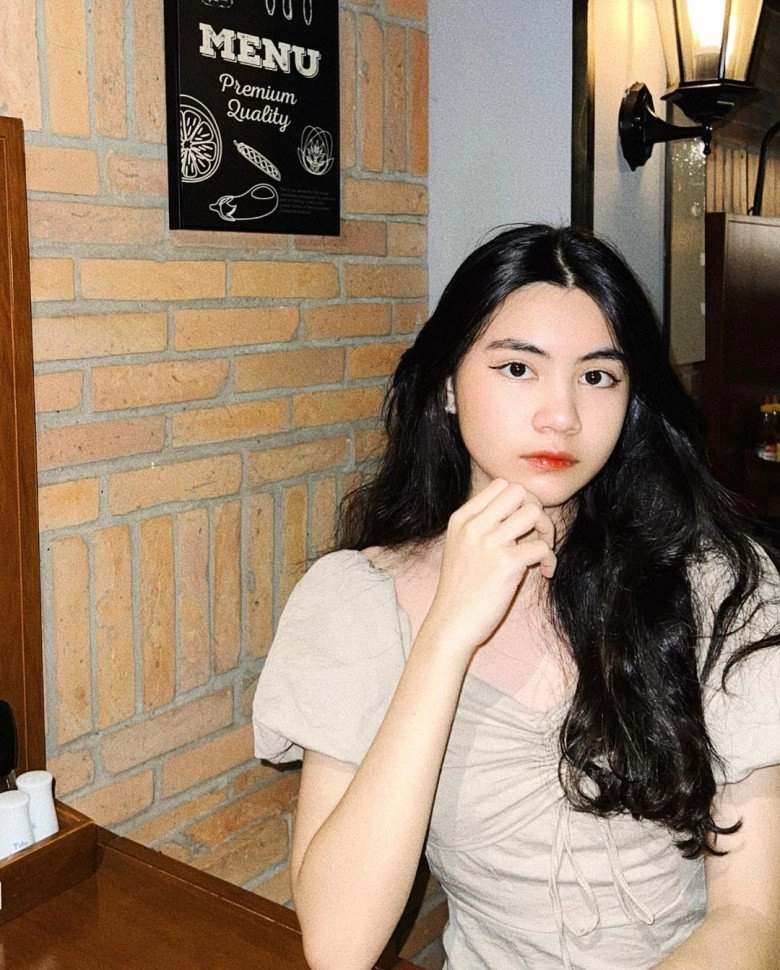 Mặc chung váy chị gái con út quyền linh được khen xinh xuất sắc người quen nói nhan sắc đời thực - 12