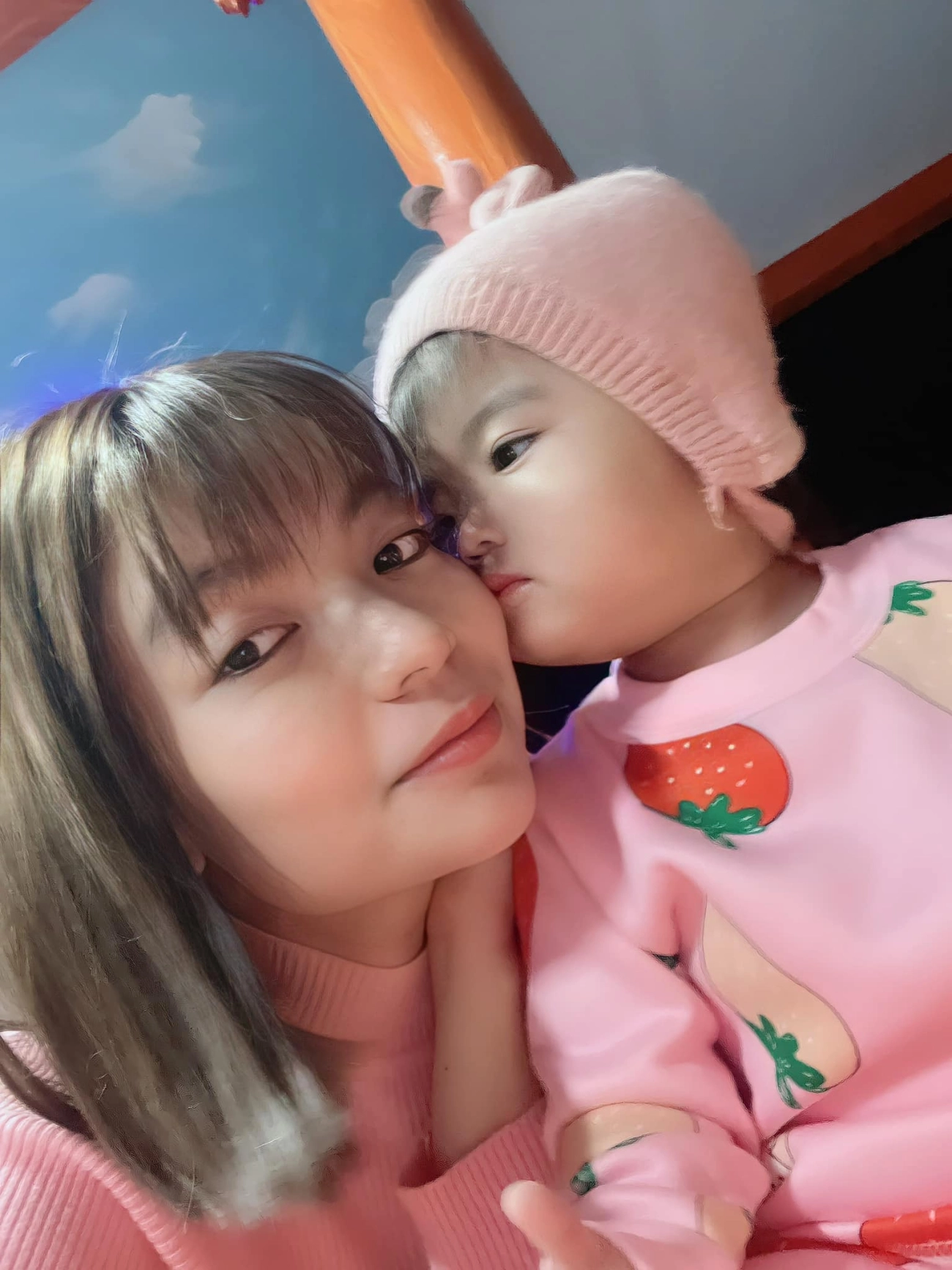 Mạc văn khoa về hải dương ăn tết con gái ăn ngủ tốt ngồi tận mâm canh bố uống rượu - 3