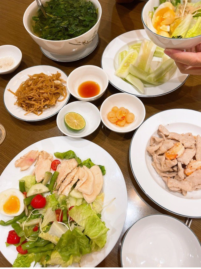 Mai ngọc hí hửng khoe quà thiếu nhi ai ngờ là 2 cục sắt hồng để ăn hành - 6