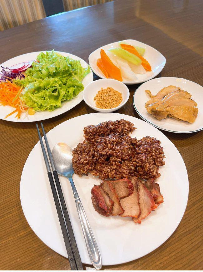 Mai ngọc hí hửng khoe quà thiếu nhi ai ngờ là 2 cục sắt hồng để ăn hành - 8