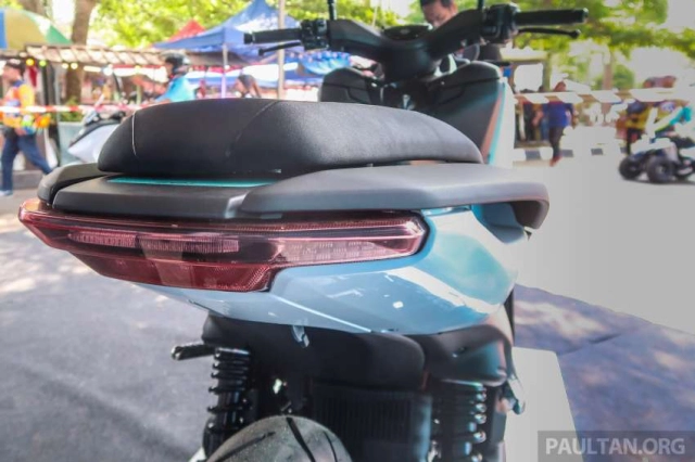 Malaysia tiết lộ về xe điện yamaha e-01 với giá xấp xỉ yamaha xmax 250 - 5