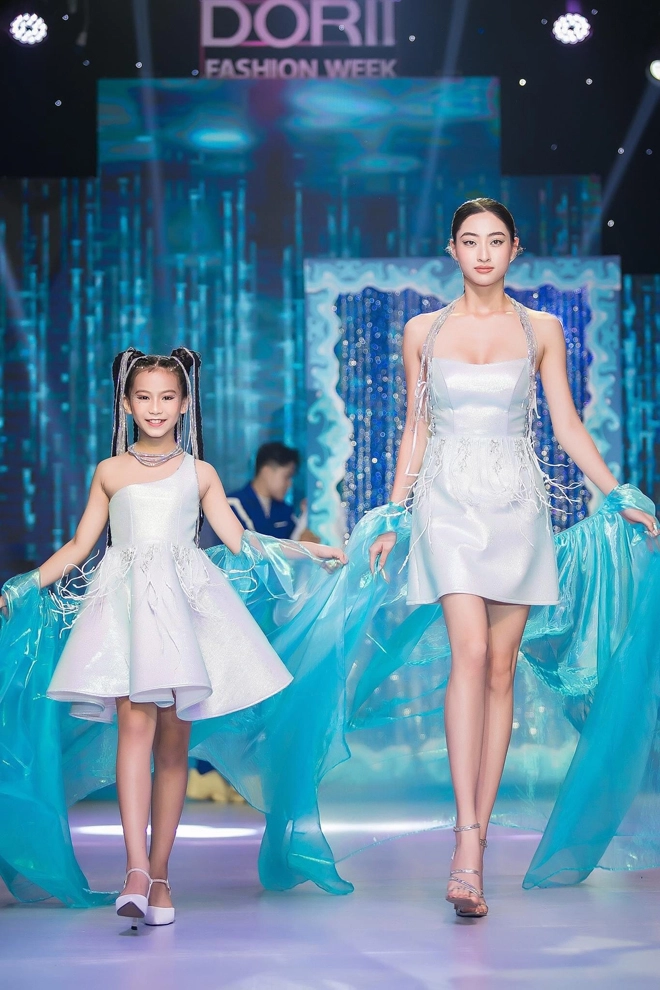 Mãn nhãn với đêm thời trang dorii fashion week 2022 của ntk tạ linh nhân - 2