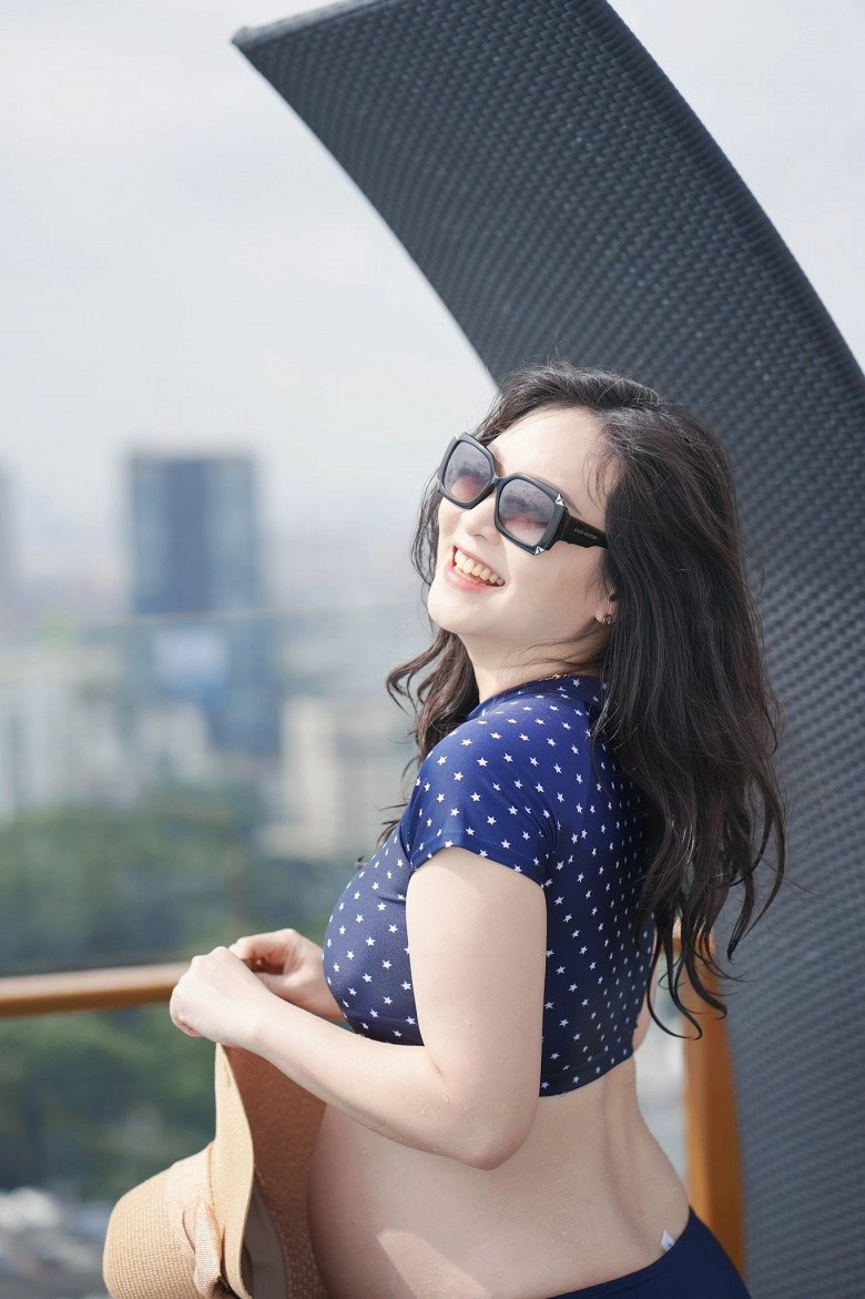 Mang bầu btv thời sự 19h phương thảo diện áo tắm khoe bụng xinh chị em ào ào xin vía bầu đẹp - 5