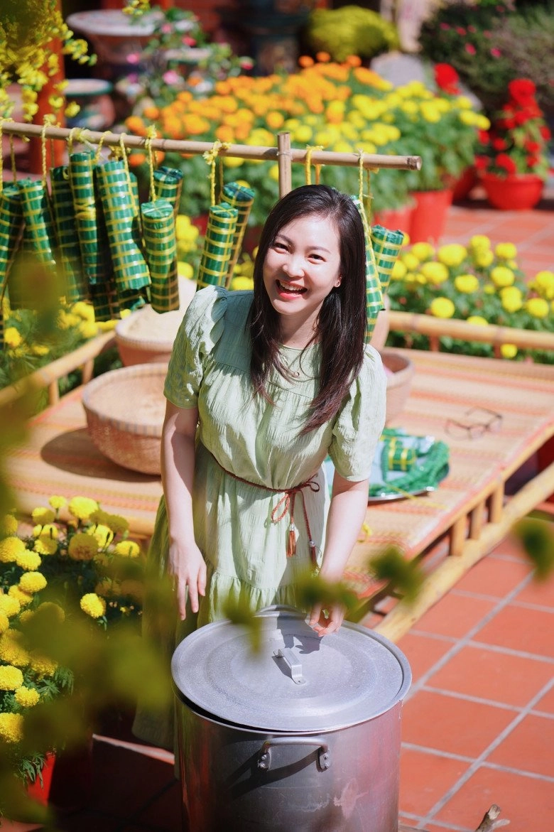 Mang bầu btv thời sự 19h phương thảo diện áo tắm khoe bụng xinh chị em ào ào xin vía bầu đẹp - 12