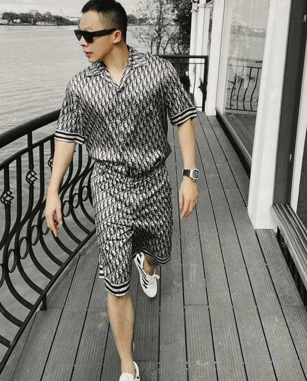 Mạng xã hội chấn động khi ông bầu sang chảnh của ngọc trinh bị tố đeo đồng hồ giả - 1