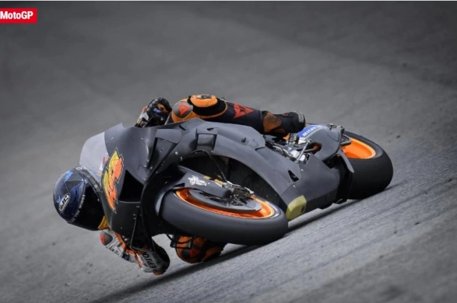 Marc marquez thử một nghiệm chiếc honda rc213v 2021 hoàn toàn mới tại jerez motogp test 2021 - 4