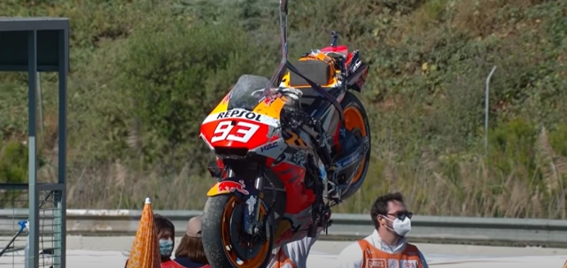 Marquez bị hủy diệt sau chặng đua thứ 4 của motogp 2021 tại jerez tây ban nha - 1