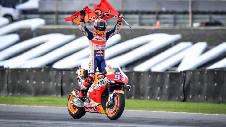 Marquez có thể rời honda repsol nếu thỏa thuận mới kết thúc - 5