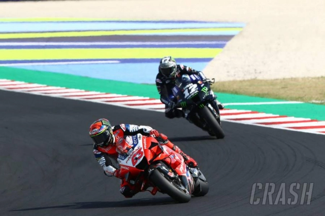 Maverick vinales xuất sắc giành chiến thắng ở chặng đua motogp cuối tuần qua - 4