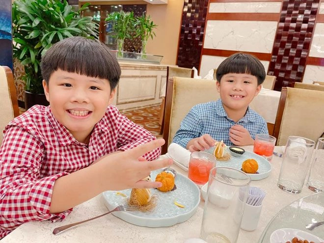 Mc chúng tôi là chiến sĩ hóa thú trị 2 con đi ngủ lang dằn mặt chồng điển trai - 2