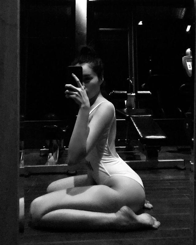 Mc gợi cảm nhất vbiz hé lộ góc khuất của body khuyết điểm đầy rẫy nhưng vẫn đẹp - 1