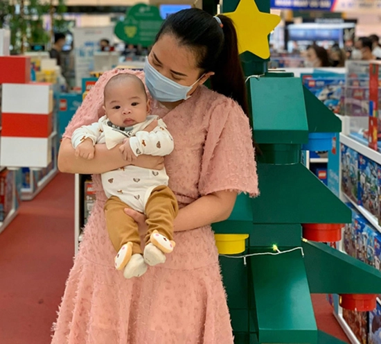 Mẹ bỉm việt kiều biến hình sau sinh nhờ bí kíp không tập luyện không ăn kiêng - 2