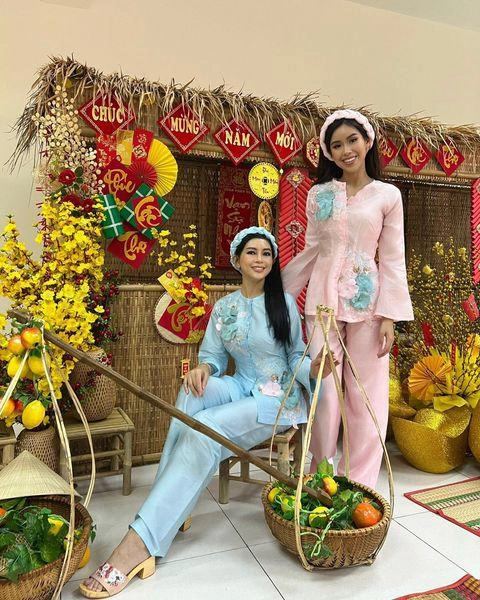 Mẹ chồng hà tăng lên đồ cùng gái cưng đi làm u55 quý phái chuẩn vợ tỷ phú - 4