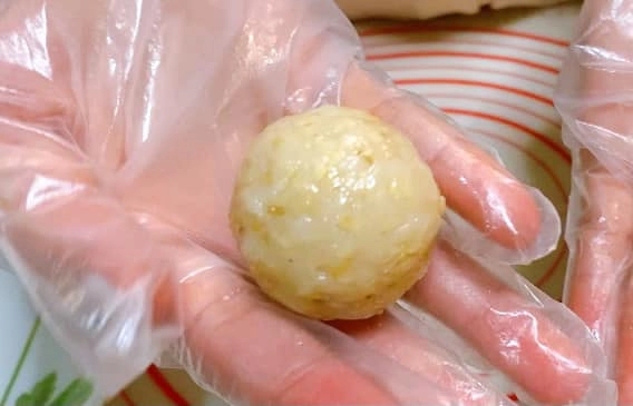 Mẹ đảm mách cách làm bánh dẻo bằng bột nếp thường cực đơn giản 30 phút là được cả mâm bánh - 3