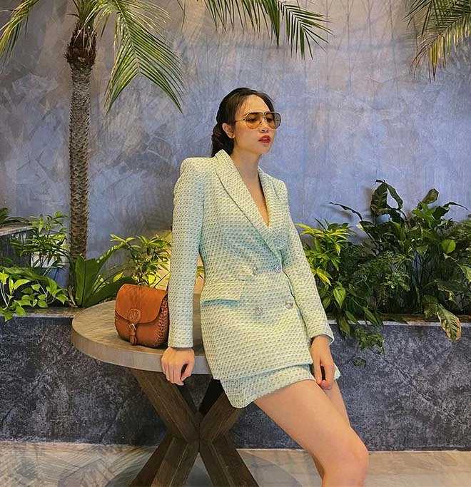 Mẹ là top 20 hhvn nhưng con gái đàm thu trang chỉ quen mẹ mặt mộc ăn mặc xuề xoà - 12