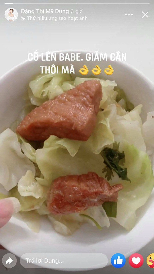 Midu ép cân đến báo động chụp hình khoe thành quả mà xương chân biểu tình - 12