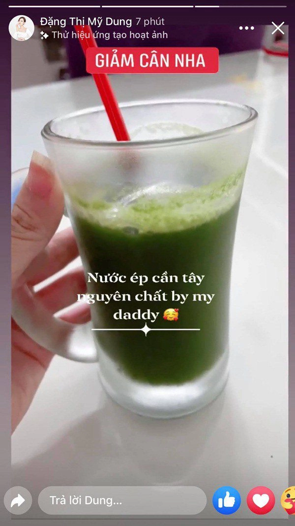 Midu ép cân đến báo động chụp hình khoe thành quả mà xương chân biểu tình - 13