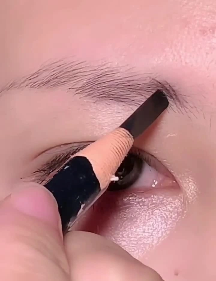 Minh hằng đu trend diễn mặt gợi đòn giống chi pu hé lộ luôn màu son dân tình phát cuồng - 4