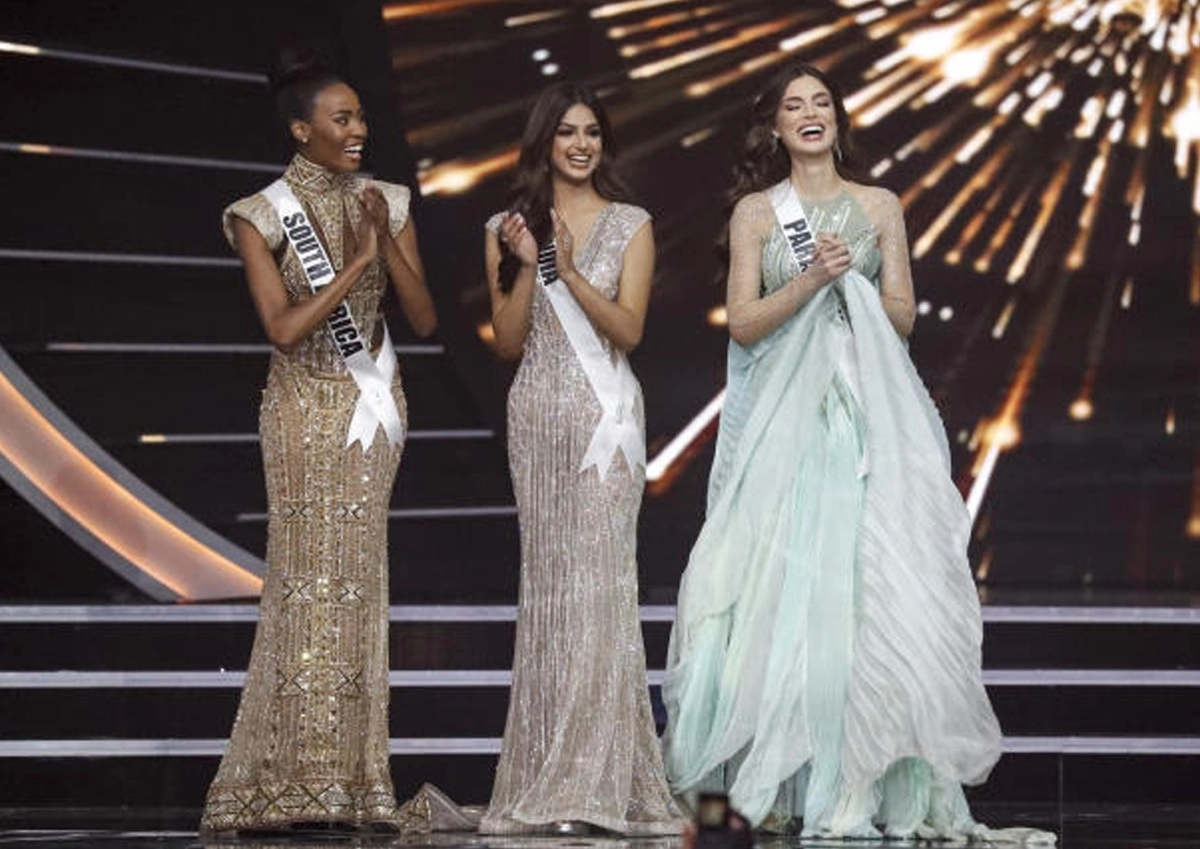 Miss universe 2021 thân hình phì nhiêu không gài nổi chiếc váy đăng quang 3 tháng trước - 1