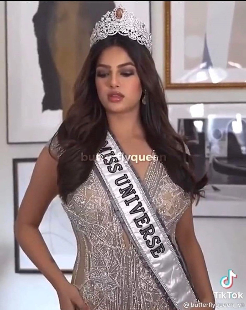 Miss universe 2021 thân hình phì nhiêu không gài nổi chiếc váy đăng quang 3 tháng trước - 3