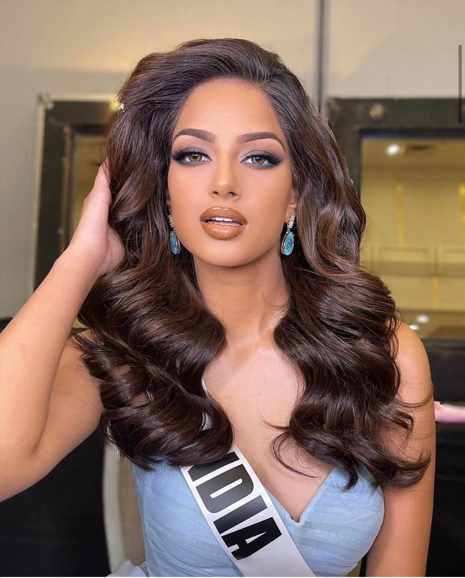 Miss universe 2021 thân hình phì nhiêu không gài nổi chiếc váy đăng quang 3 tháng trước - 10