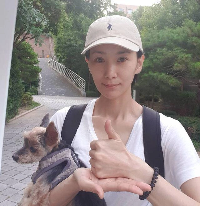 Mợ cả của mine u50 má có xệ nhưng nhìn xuống body 6 múi gái 20 phải ghen tị - 8