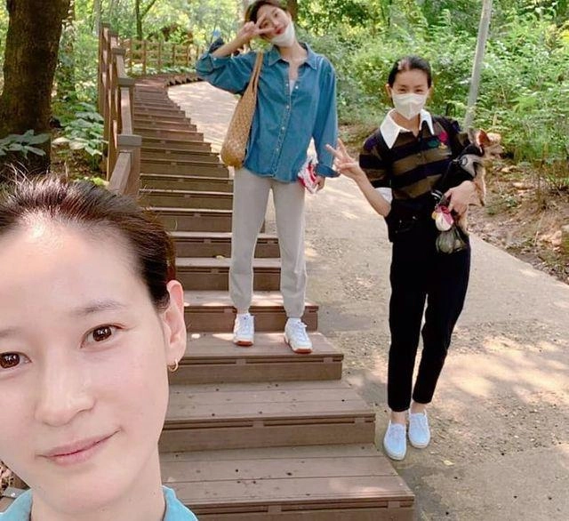 Mợ cả của mine u50 má có xệ nhưng nhìn xuống body 6 múi gái 20 phải ghen tị - 9