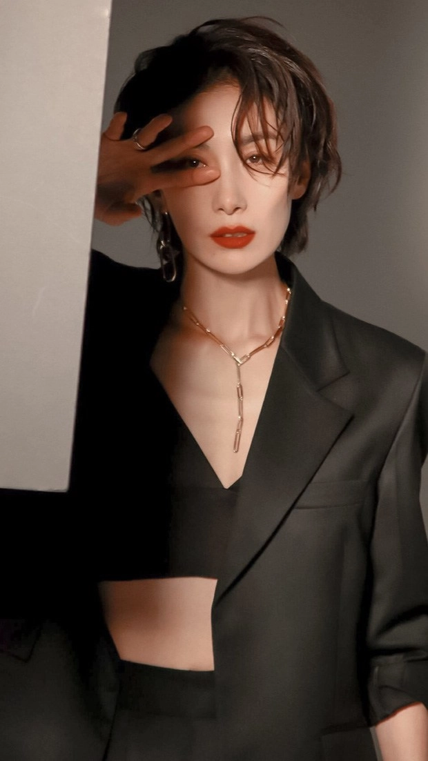 Mợ cả của mine u50 má có xệ nhưng nhìn xuống body 6 múi gái 20 phải ghen tị - 10