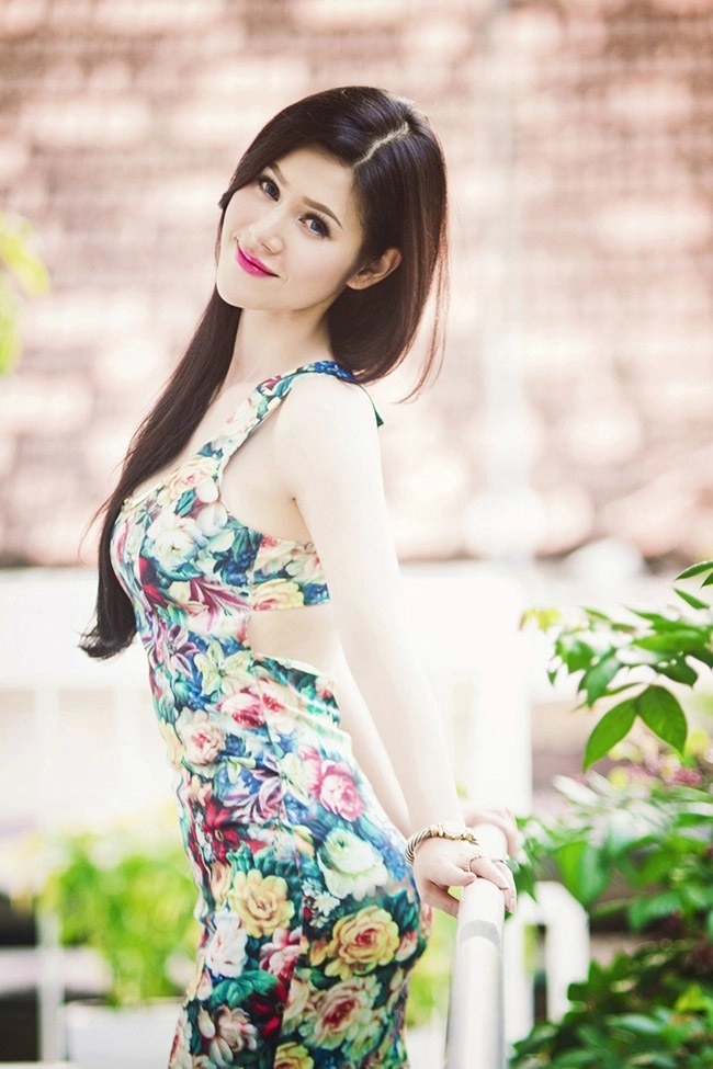 Một thời là mỹ nhân bốc lửa maria đinh phương ánh giờ đây mặt cứng đờ như tượng sáp - 3
