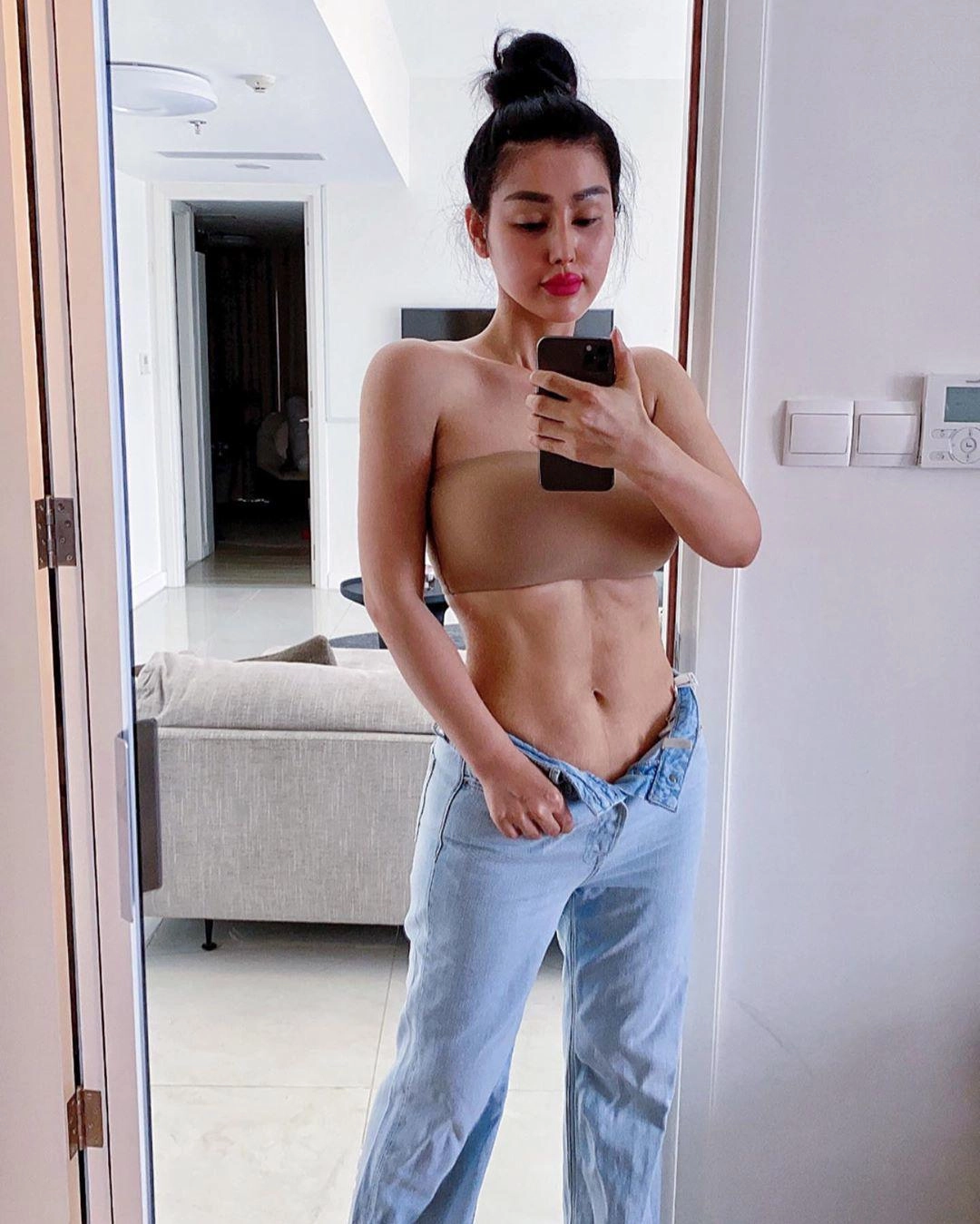 Một thời là mỹ nhân bốc lửa maria đinh phương ánh giờ đây mặt cứng đờ như tượng sáp - 12