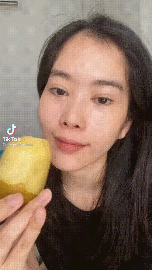 Mùa dịch nam em khoe ảnh ăn đủ kiểu mì gói nhìn da dẻ ai cũng phải đứng hình - 5