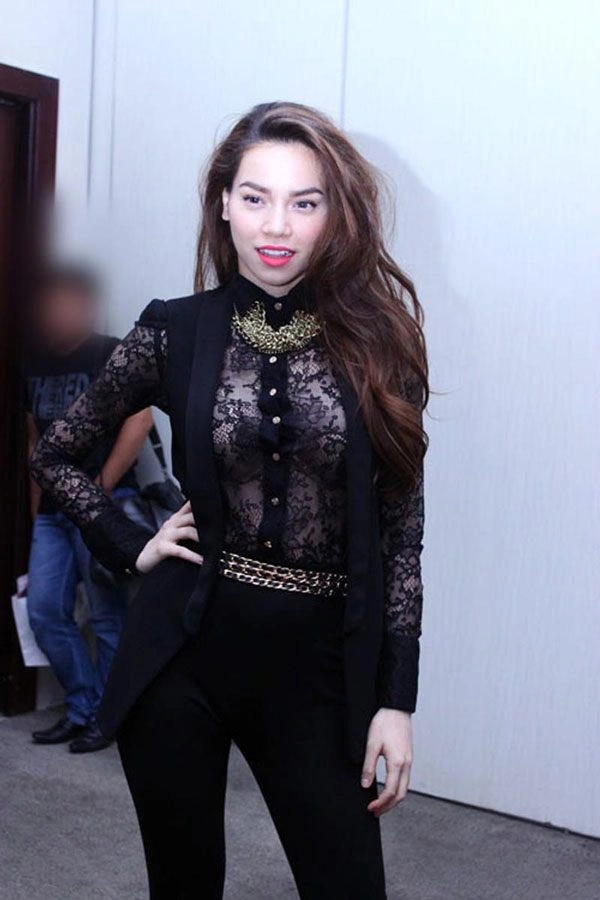 Mừng tuổi mới hai con sinh đôi hồ ngọc hà chơi trội với chiếc váy mặc cũng như không - 9