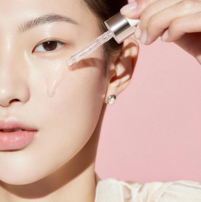 Muốn da cải lão hoàn đồng mời bạn đầu tư ngay 1 em serum chống lão hoá cao cấp - 2