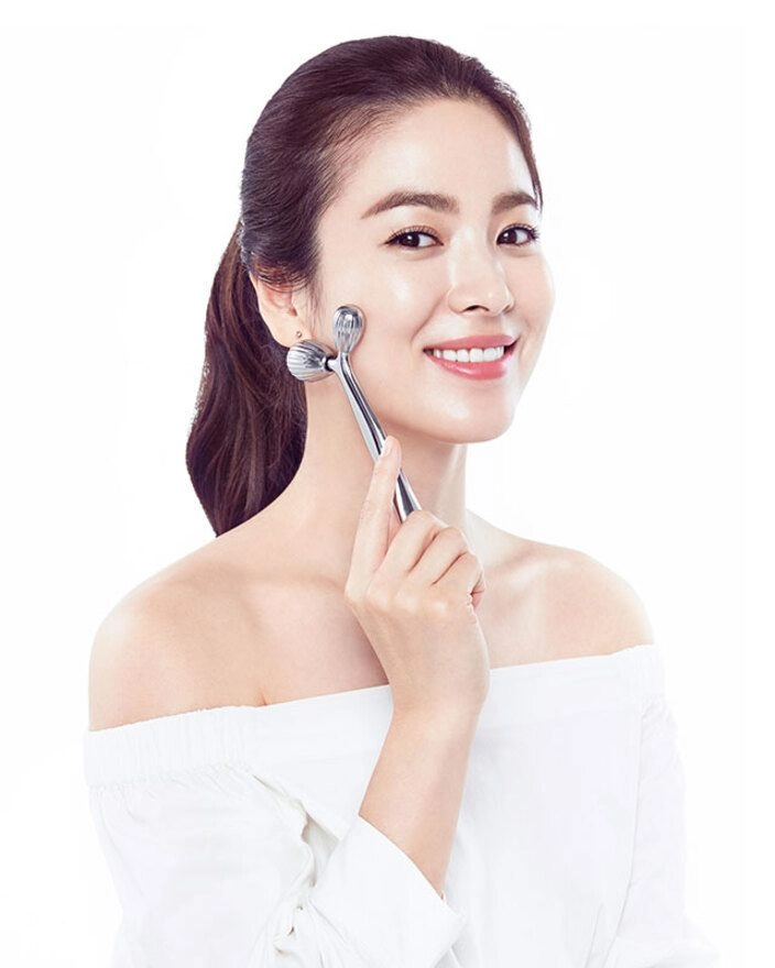 Muốn giữ mãi nét xuân ngày càng trẻ trung tươi tắn nàng phải triển ngay những cách massage mặt này - 8