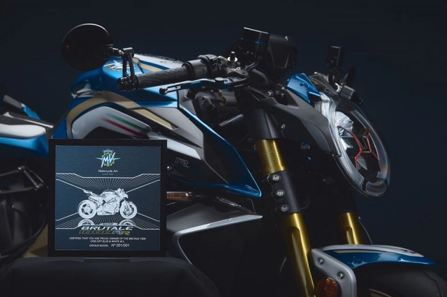 Mv agusta brutale 1000 rr blue - 1