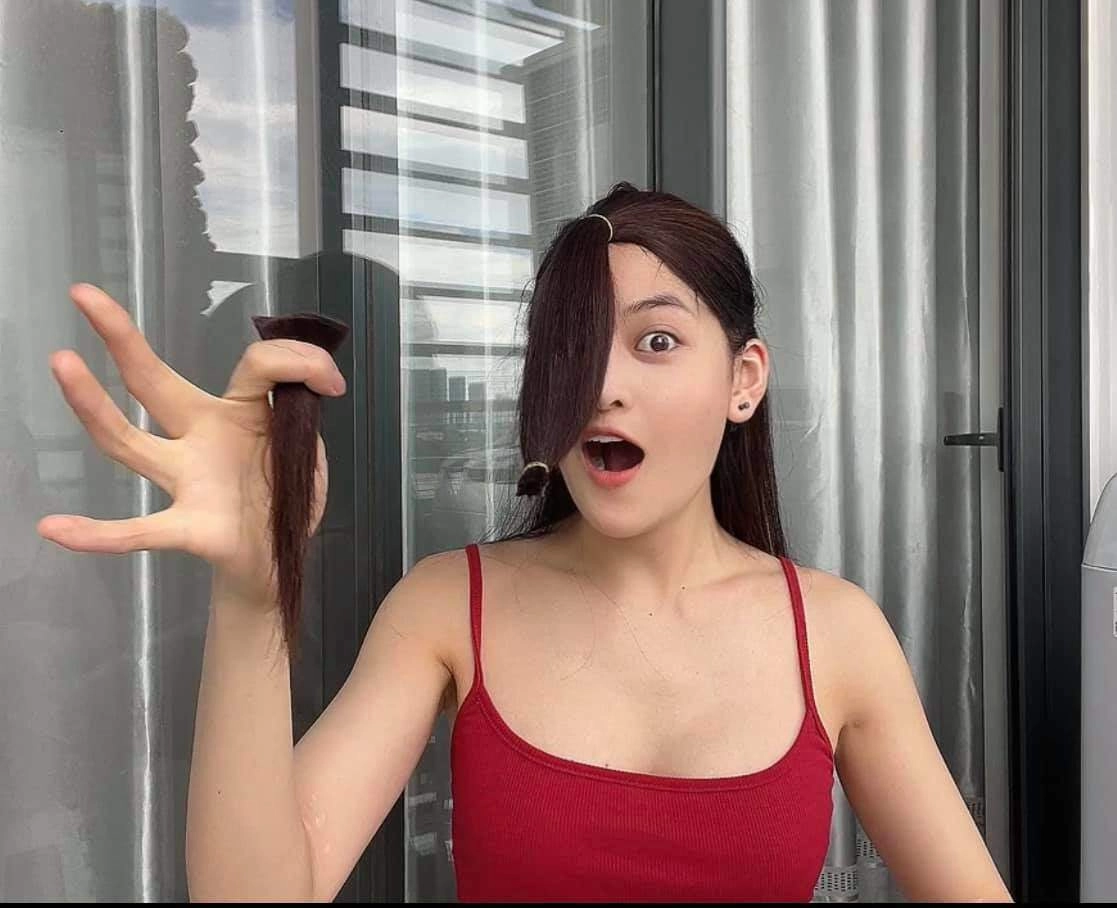 Mỹ nhân đóng cảnh nóng năm 18 tuổi bắt trend tiktok cắt tóc nhận về cái kết toang mặt tiền - 4