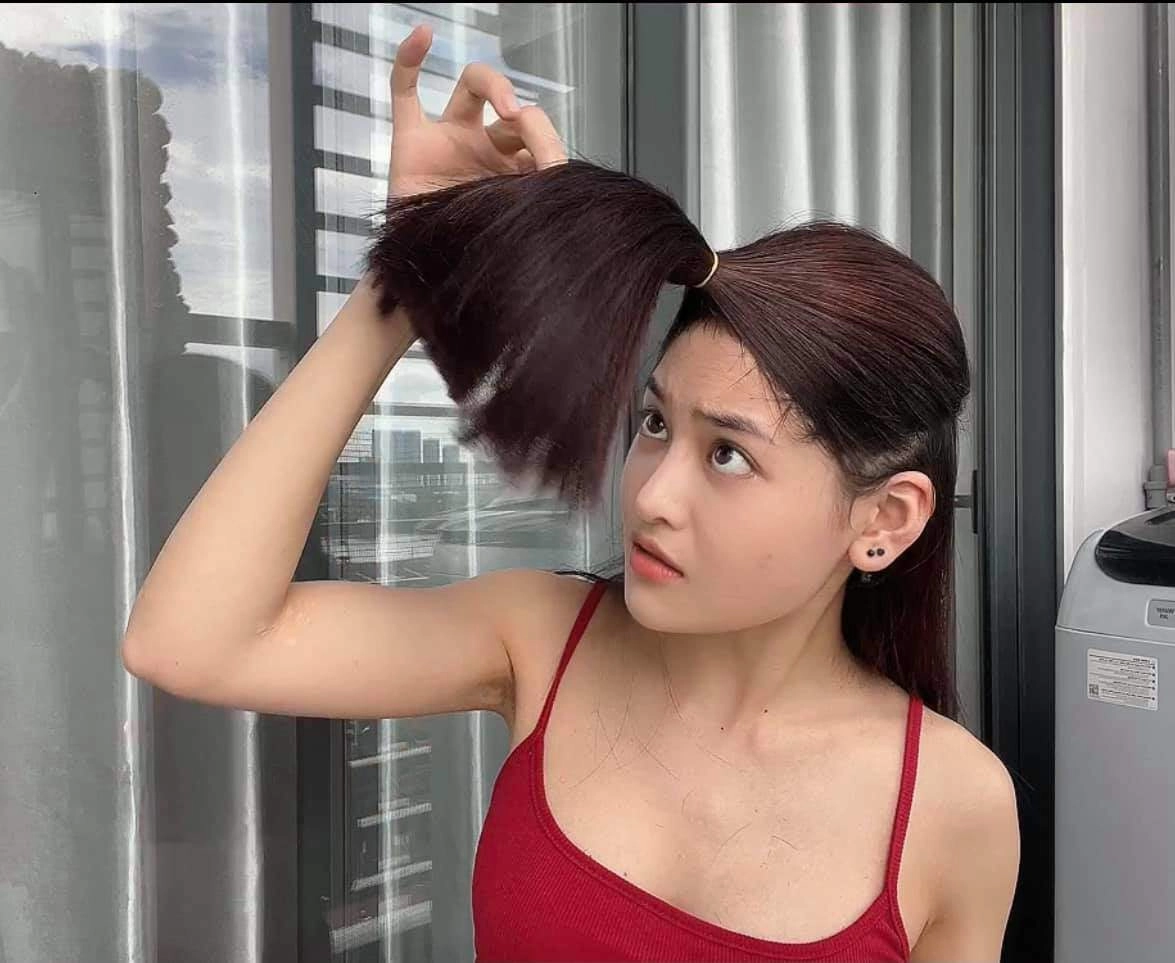 Mỹ nhân đóng cảnh nóng năm 18 tuổi bắt trend tiktok cắt tóc nhận về cái kết toang mặt tiền - 6