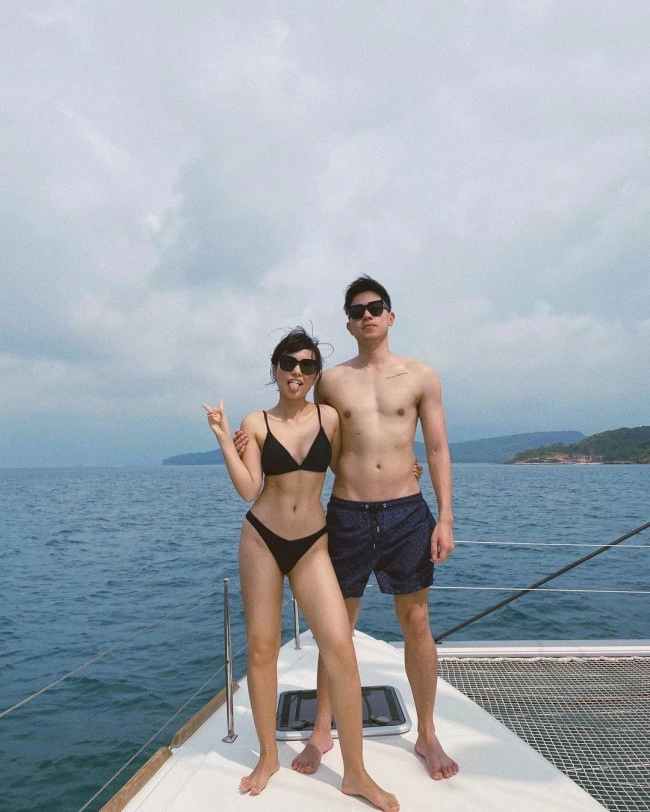 Mỹ nhân việt diện bikini thôi chưa đủ còn rủ thêm bạn trai khoe body đẹp đều - 5