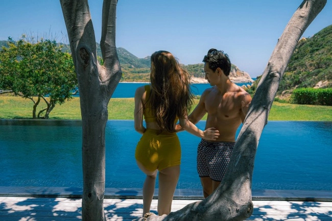 Mỹ nhân việt diện bikini thôi chưa đủ còn rủ thêm bạn trai khoe body đẹp đều - 8