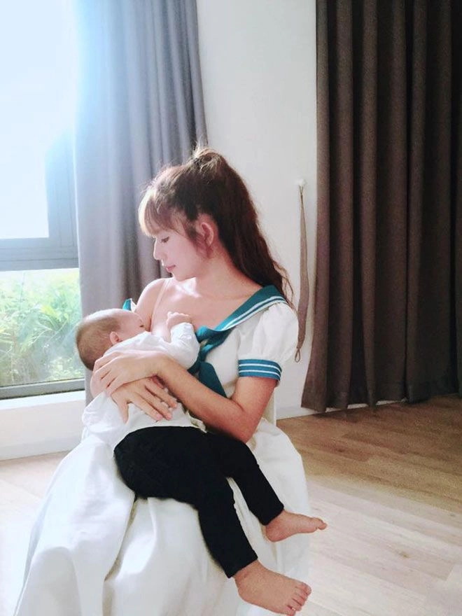 Mỹ nhân việt gây bão mạng vì loạt ảnh đẹp về tình mẫu tử - 5