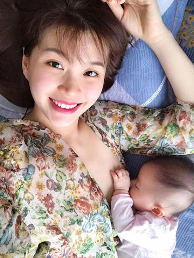 Mỹ nhân việt gây bão mạng vì loạt ảnh đẹp về tình mẫu tử - 10