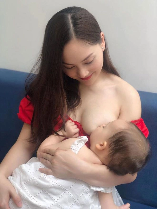 Mỹ nhân việt gây bão mạng vì loạt ảnh đẹp về tình mẫu tử - 14