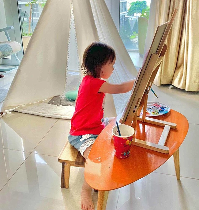 Mỹ nhân việt nấm lùn sinh con cho chồng tây cao 2m nhìn đứa trẻ hiện tại mà xuýt xoa - 8