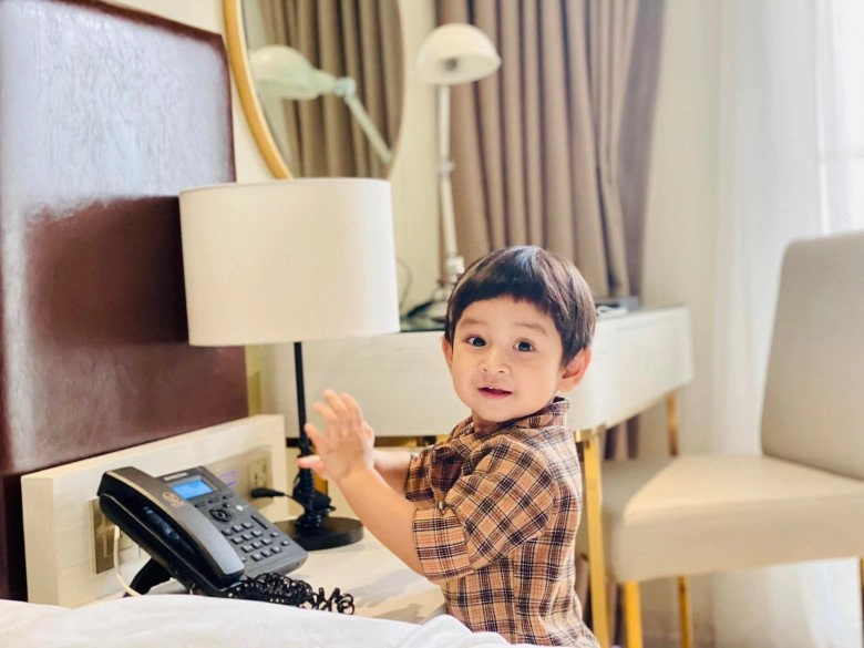 Mỹ nhân việt sinh con với thầy giáo ấn độ sau 2 lần sảy thai đứa trẻ da trắng nõn nà đẹp như thiên thần - 14