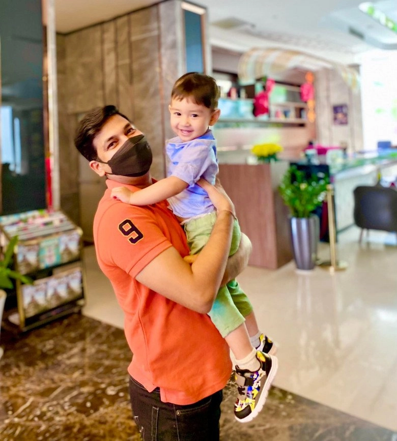 Mỹ nhân việt sinh con với thầy giáo ấn độ sau 2 lần sảy thai đứa trẻ da trắng nõn nà đẹp như thiên thần - 17