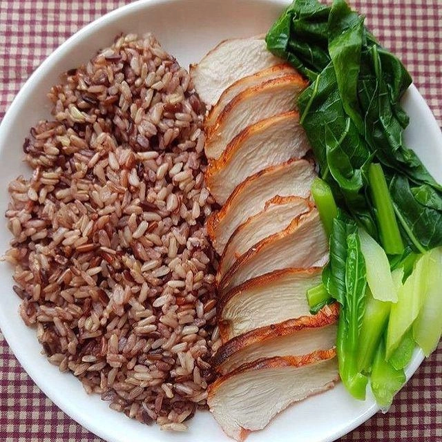Mỹ nữ nha trang khoe đường cong uốn lượn không thua người mẫu - 10